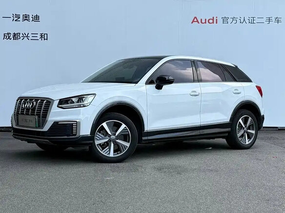 2019 Audi Q2 L e-tron I, белый