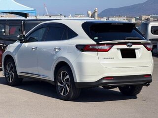 2019 Toyota Harrier III (XU60) Рестайлинг, белый, 2136000 рублей, вид 4