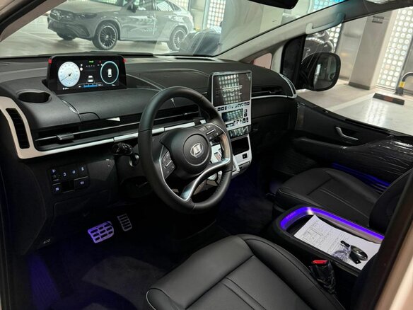2025 Hyundai Staria I, белый, 9890000 рублей - вид 7