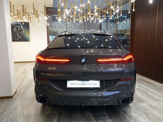2026 BMW X6 30d III (G06) Рестайлинг, серый, 17350000 рублей, вид 4