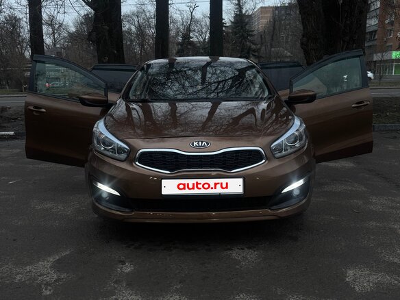 2015 Kia Ceed II Рестайлинг, коричневый, 920000 рублей - вид 2