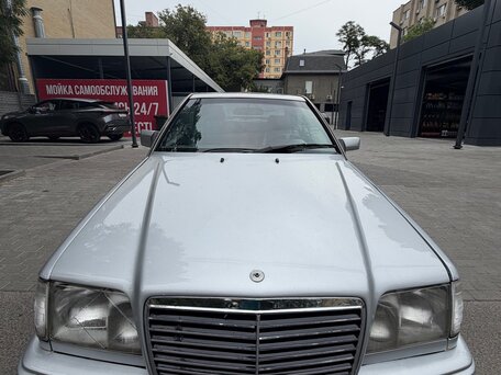 1989 Mercedes-Benz W124 230, серебристый, 495000 рублей, вид 4