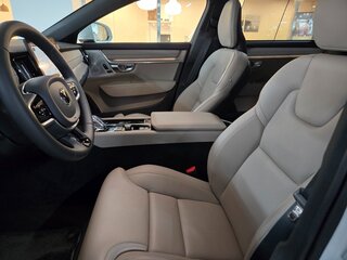 2025 Volvo S90 II Рестайлинг 2, белый, 6250000 рублей, вид 3