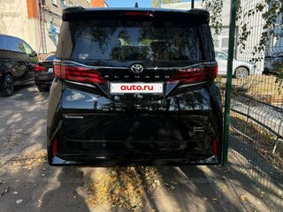 2023 Toyota Alphard IV, чёрный, 5100000 рублей, вид 2