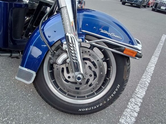 2005 Harley-Davidson Electra Glide, голубой, 530000 рублей - вид 12