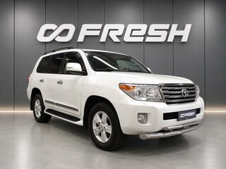 2012 Toyota Land Cruiser 200 Series Рестайлинг 1, белый, 3755000 рублей, вид 1