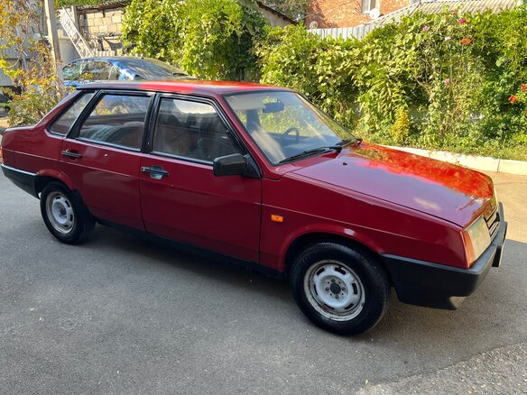 1995 Lada (ВАЗ) 21099, красный - вид 1