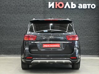2020 Kia Carnival III, серый, 3130000 рублей, вид 5