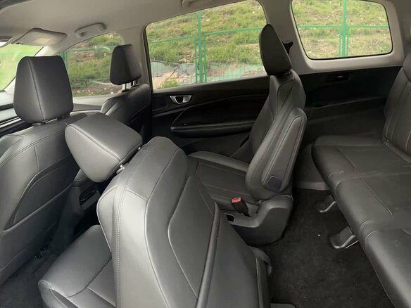 2023 Wuling Jiachen, серый, 1370000 рублей - вид 15
