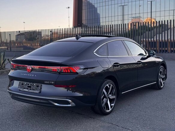 2022 Volkswagen Lamando L II, чёрный - вид 4