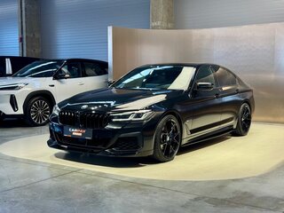 2021 BMW 5 серии 530i xDrive VII (G30/G31/G38) Рестайлинг, чёрный, 5200000 рублей, вид 3