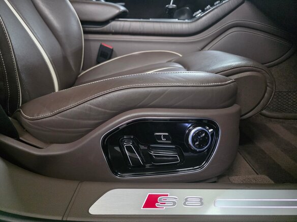 2014 Audi S8 III (D4) Рестайлинг, чёрный, 5100000 рублей - вид 8