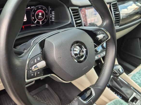 2021 Skoda Kodiaq I, бежевый, 2800000 рублей - вид 14
