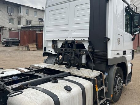 2017 Mercedes-Benz Actros, белый, 2950000 рублей, вид 4