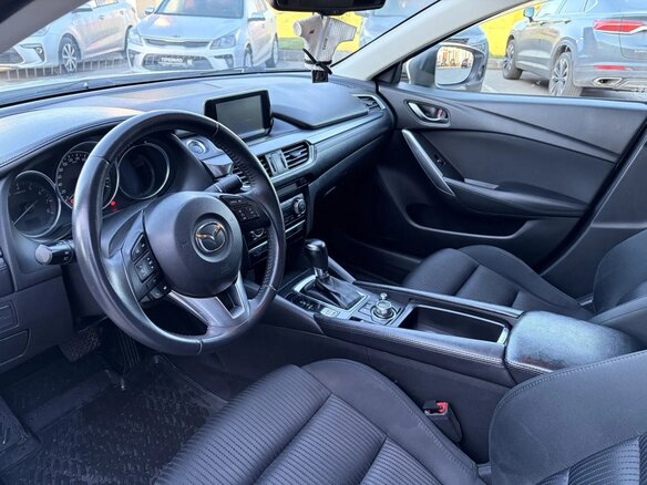 2015 Mazda 6 III (GJ) Рестайлинг, белый, 1750000 рублей - вид 9