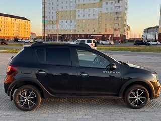 2019 Renault Sandero Stepway II Рестайлинг, чёрный, 1200000 рублей, вид 3