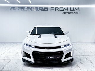 2018 Chevrolet Camaro VI, белый, 2650000 рублей, вид 4