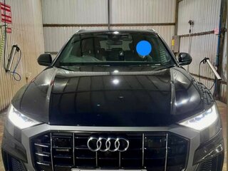 2019 Audi Q8 55 TFSI I (4M), чёрный, 4900000 рублей, вид 1