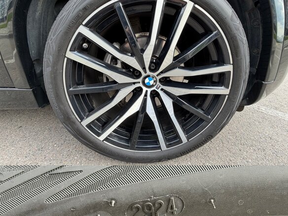 2023 BMW X6 40i III (G06) Рестайлинг, чёрный, 6400000 рублей - вид 29