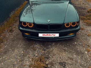 1998 BMW 7 серии 735i III (E38), серый, 650000 рублей, вид 3