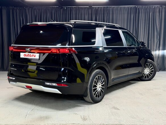 2021 Kia Carnival IV, чёрный, 3299000 рублей - вид 3