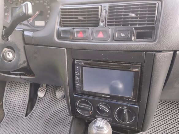 1998 Volkswagen Golf IV, синий, 275000 рублей - вид 13