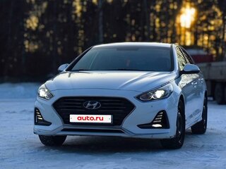 2017 Hyundai Sonata VII (LF) Рестайлинг, белый, 1790000 рублей, вид 1