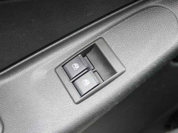 2012 Lada (ВАЗ) Granta I, серебристый - вид 9