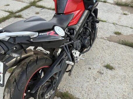 2017 BMW F 800 R, красный, 650000 рублей, вид 3