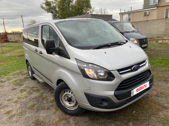 2017 Ford Tourneo Custom SWB I, серебристый, 2000000 рублей - вид 1