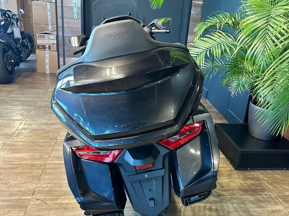2026 Honda GL 1800 Gold Wing, чёрный, 4250000 рублей - вид 15