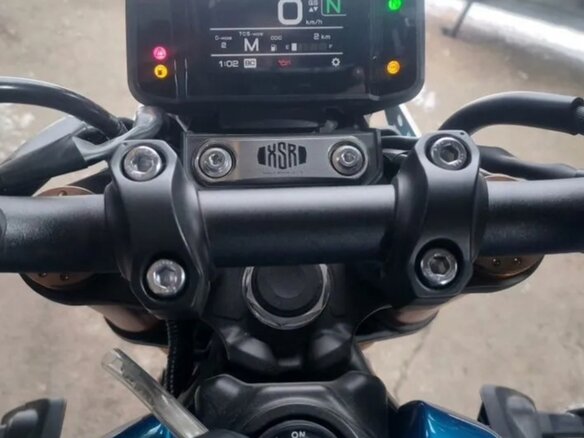 2025 Yamaha XSR900, синий, 1349000 рублей - вид 17