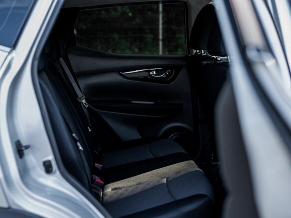 2018 Nissan Qashqai II, серебристый, 1509000 рублей - вид 13