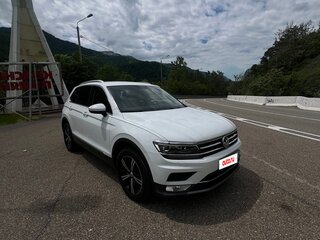 2017 Volkswagen Tiguan II, белый, 2400000 рублей, вид 1