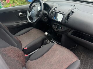 2011 Nissan Note I Рестайлинг, белый, 670000 рублей, вид 4