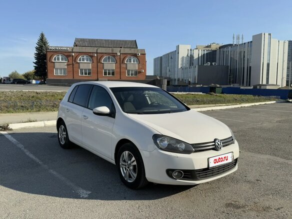 2012 Volkswagen Golf VI, белый, 860000 рублей - вид 2