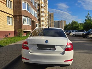 2014 Skoda Octavia III (A7), белый, 1250000 рублей, вид 4