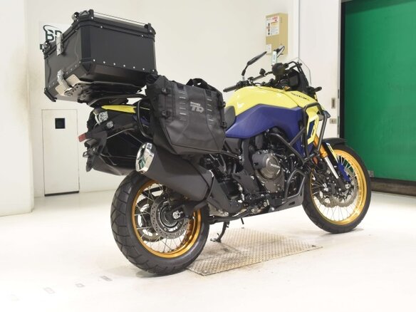 2024 Suzuki V-Strom 800DE, жёлтый - вид 4