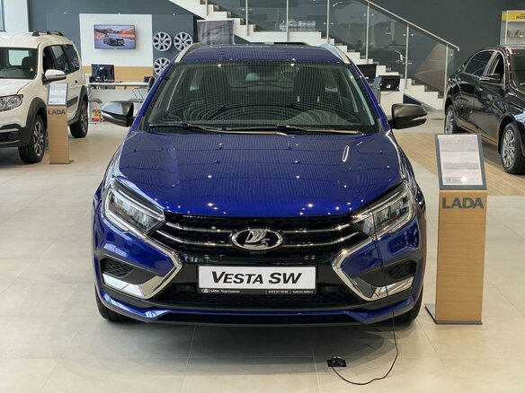 2026 Lada (ВАЗ) Vesta SW I Рестайлинг (NG), синий, 1885000 рублей - вид 1