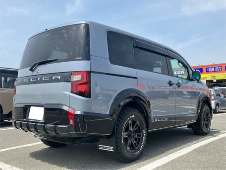 2026 Mitsubishi Delica D:5 I Рестайлинг 2, белый, 4430000 рублей, вид 4
