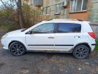 2012 Geely MK Cross I, белый, 140000 рублей, вид 3