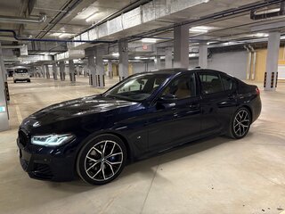 2022 BMW 5 серии 520i VII (G30/G31/G38) Рестайлинг, чёрный, 4999999 рублей, вид 3