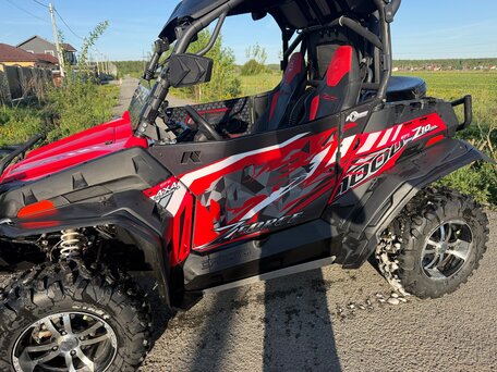 2019 CFMoto Z10 EPS, красный, 1000000 рублей, вид 2