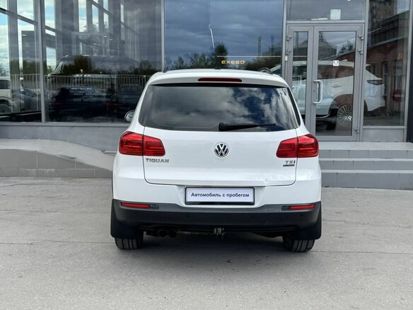 2011 Volkswagen Tiguan I Рестайлинг, белый, 1280000 рублей - вид 11