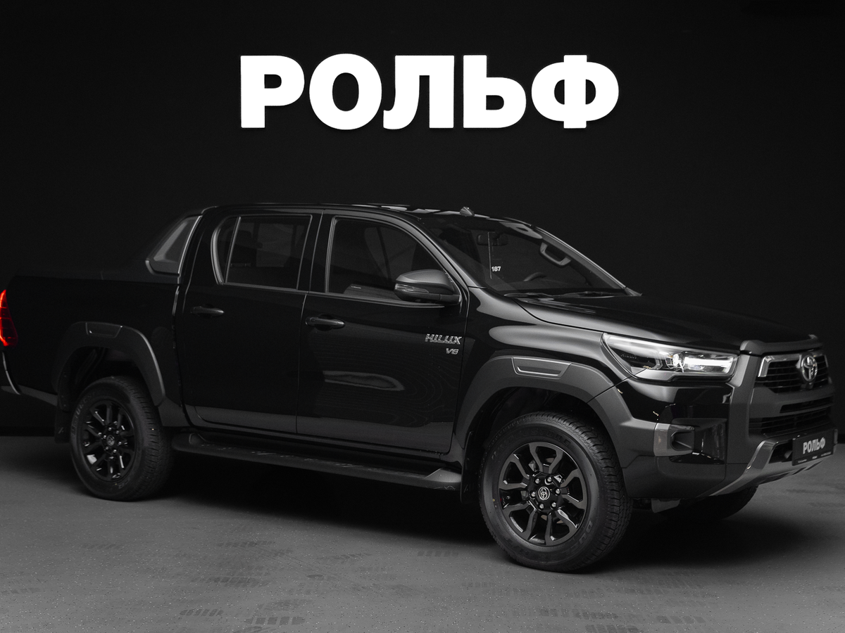 Открыть фотографии: Toyota Hilux VIII Рестайлинг 2
