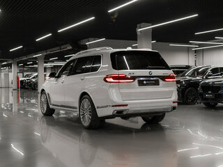 2024 BMW X7 40d I (G07) Рестайлинг, белый, 13600000 рублей, вид 4