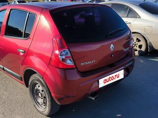 2010 Renault Sandero I, красный, 400000 рублей, вид 2