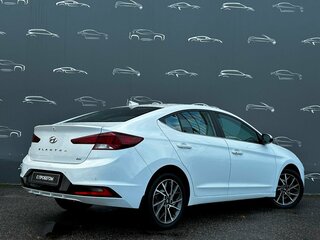 2019 Hyundai Elantra VI (AD) Рестайлинг, белый, 1498300 рублей, вид 2