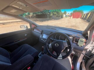 2005 Nissan Tiida Latio I, серебристый, 360000 рублей, вид 4