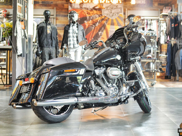 2021 Harley-Davidson Road Glide Special, чёрный, 3490000 рублей - вид 11